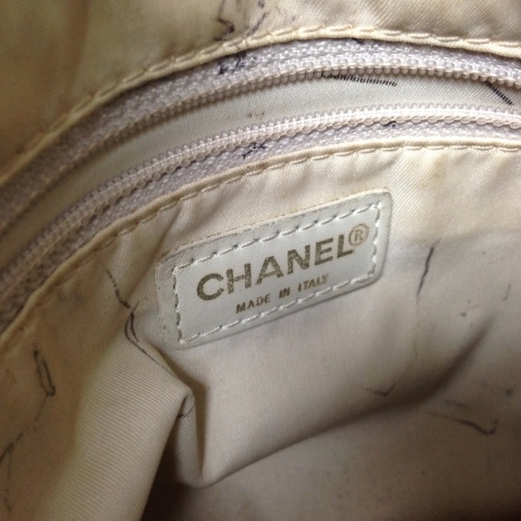 Chanel Beige Jacquard Small Hand Bag 9in x 6in x - Picture 9 of 10